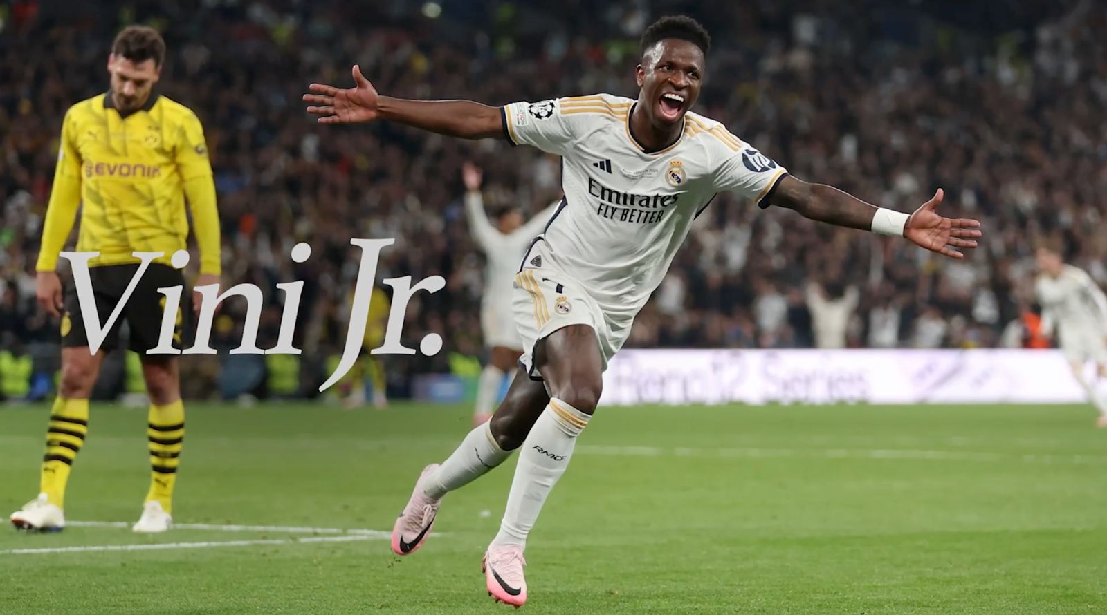 Does Vini Jr. play tennis?